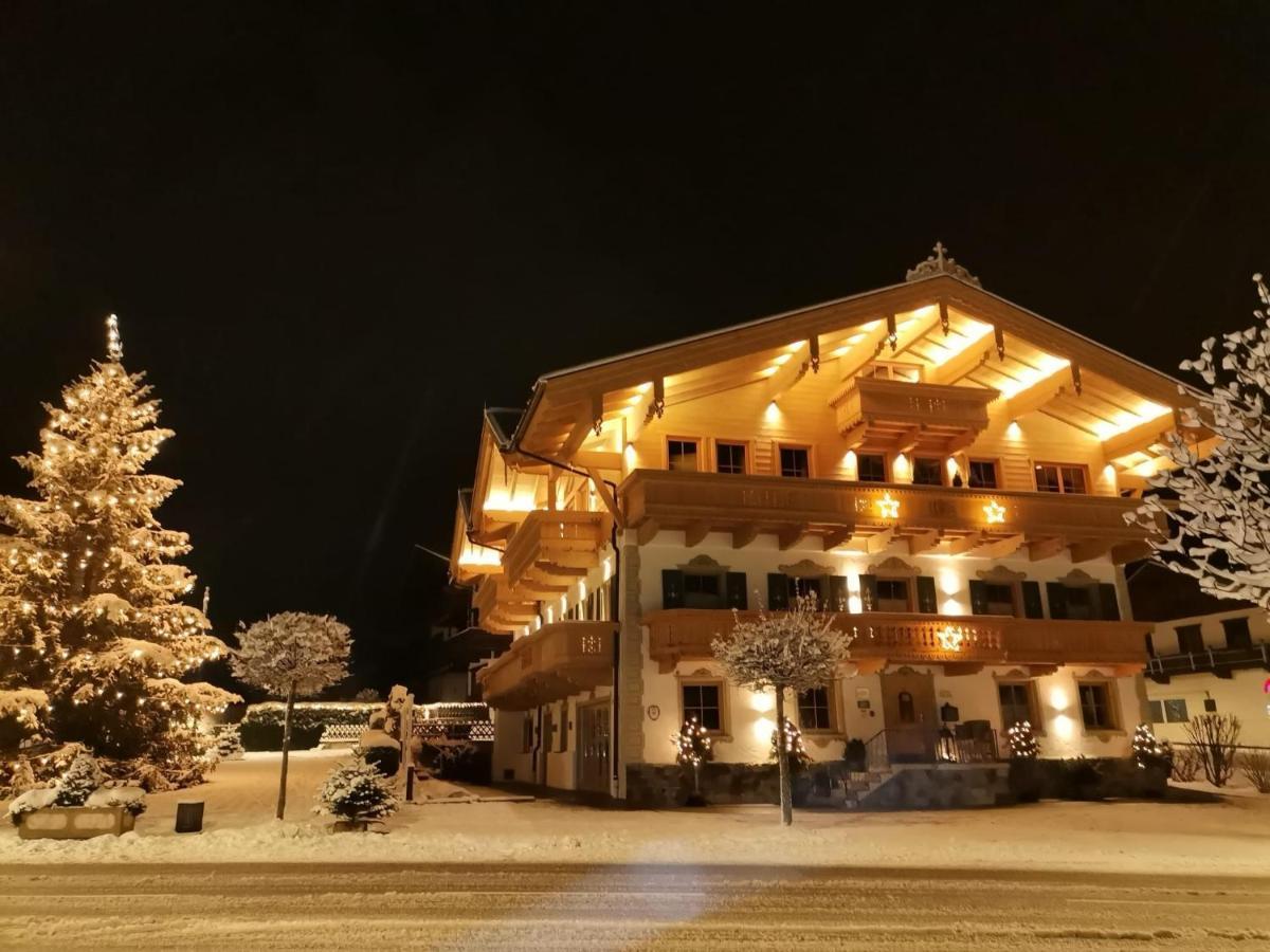 Das Krumerhaus Aschau Im Zillertal Buitenkant foto